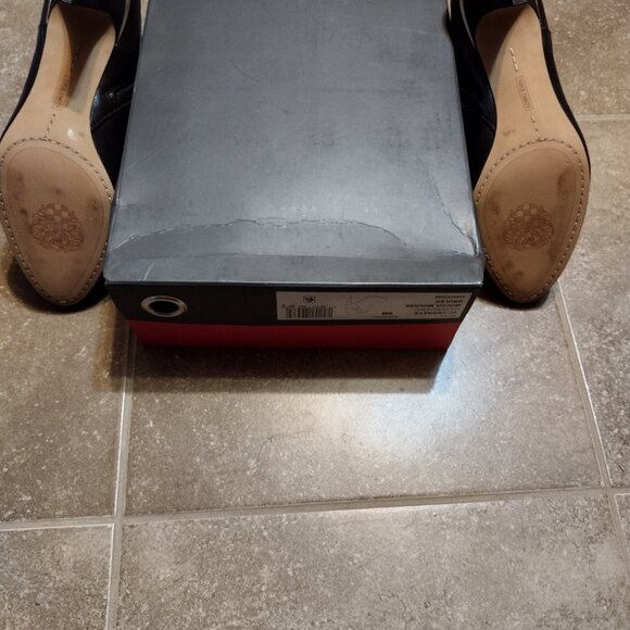 Cute booties - Picture 2 of 8